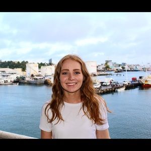 Meet your Posher, Sydnee